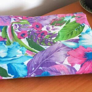 COTTON FABRIC FLORAL PRINT NEW 64" x 60" BLUE PURPLE WHITE PINK SEWING QUILT